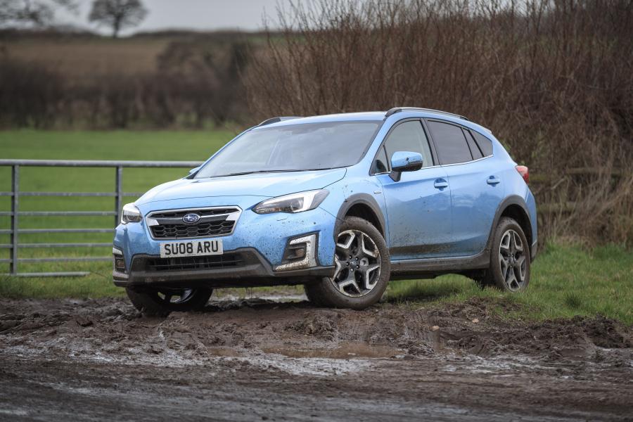  Subaru XV e-Boxer 2020 года  (UK) (фото 1 из 12)